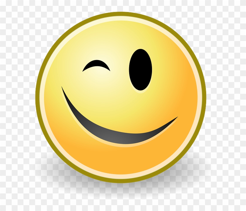 Smiley Png Winking Face Cartoon Transparent Png 621x640 1089099 Pngfind