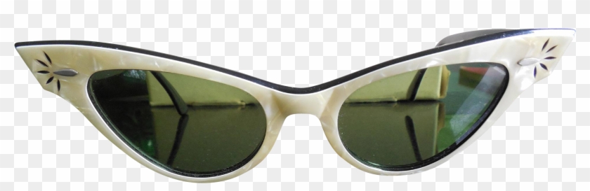 vintage ray ban cat eye sunglasses