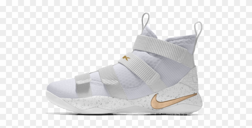Zapato De Baloncesto Lebron Soldier Xi Id - Lebron Soldier Xi Id, HD Png  Download - 640x640(#3729646) - PngFind