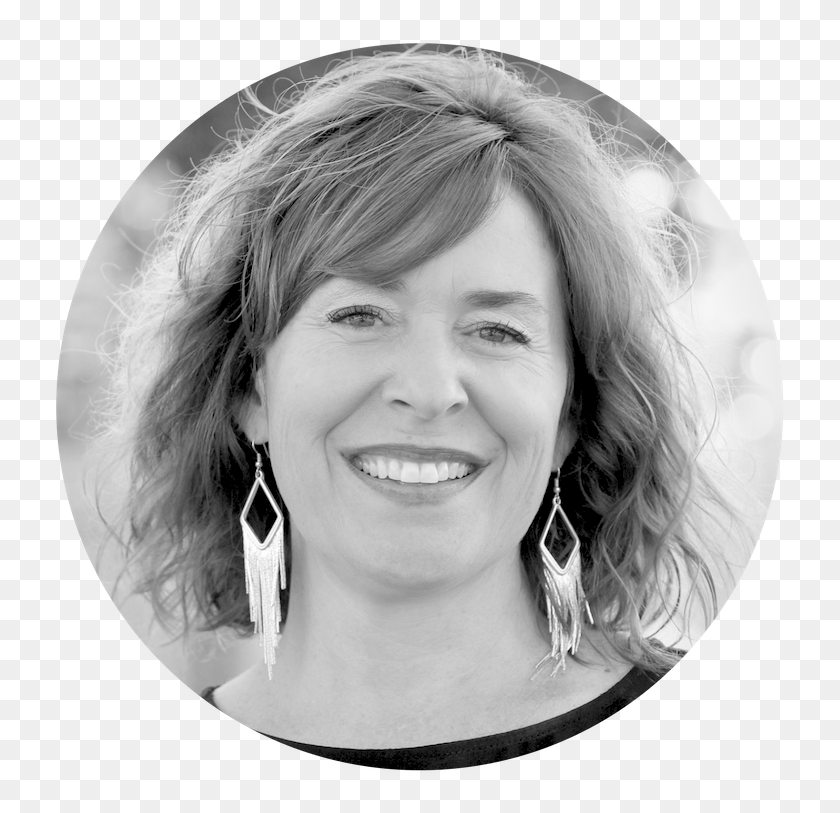 Round profile picture. Circle girl. Circle girl. Tesia. Circle girl.